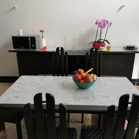 bienvenus chez Éric à Montévrain Apartamento Exterior foto