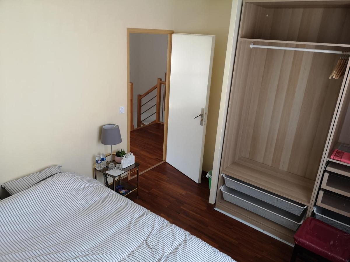 bienvenus chez Éric à Montévrain Apartamento Exterior foto
