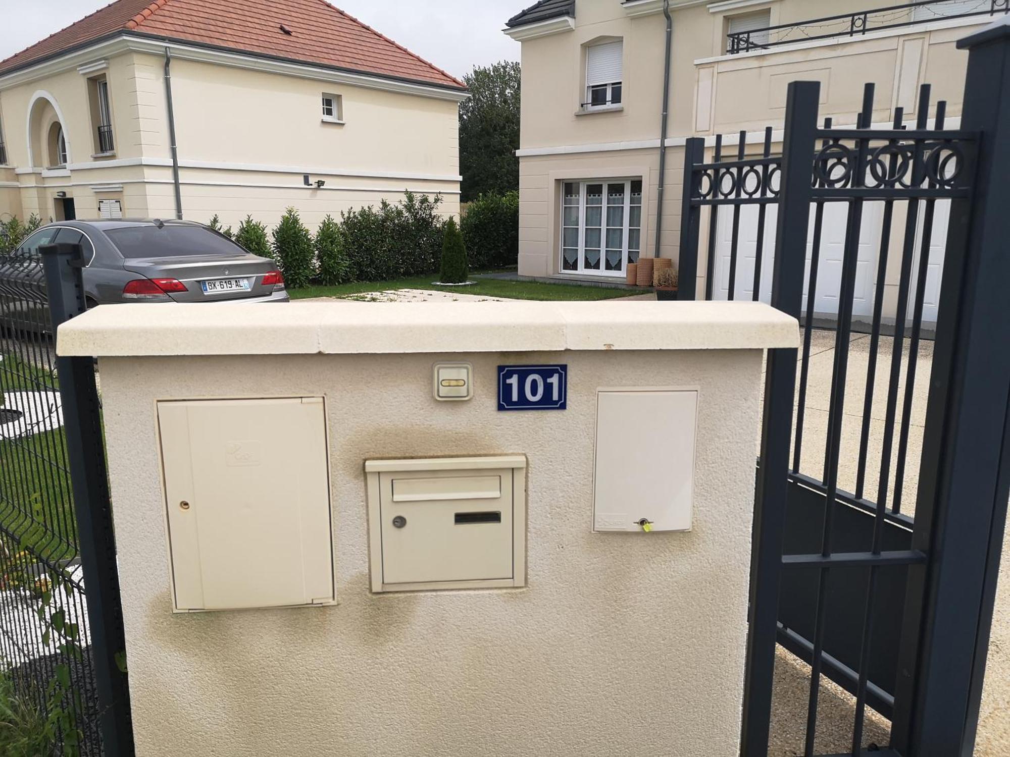 bienvenus chez Éric à Montévrain Apartamento Exterior foto