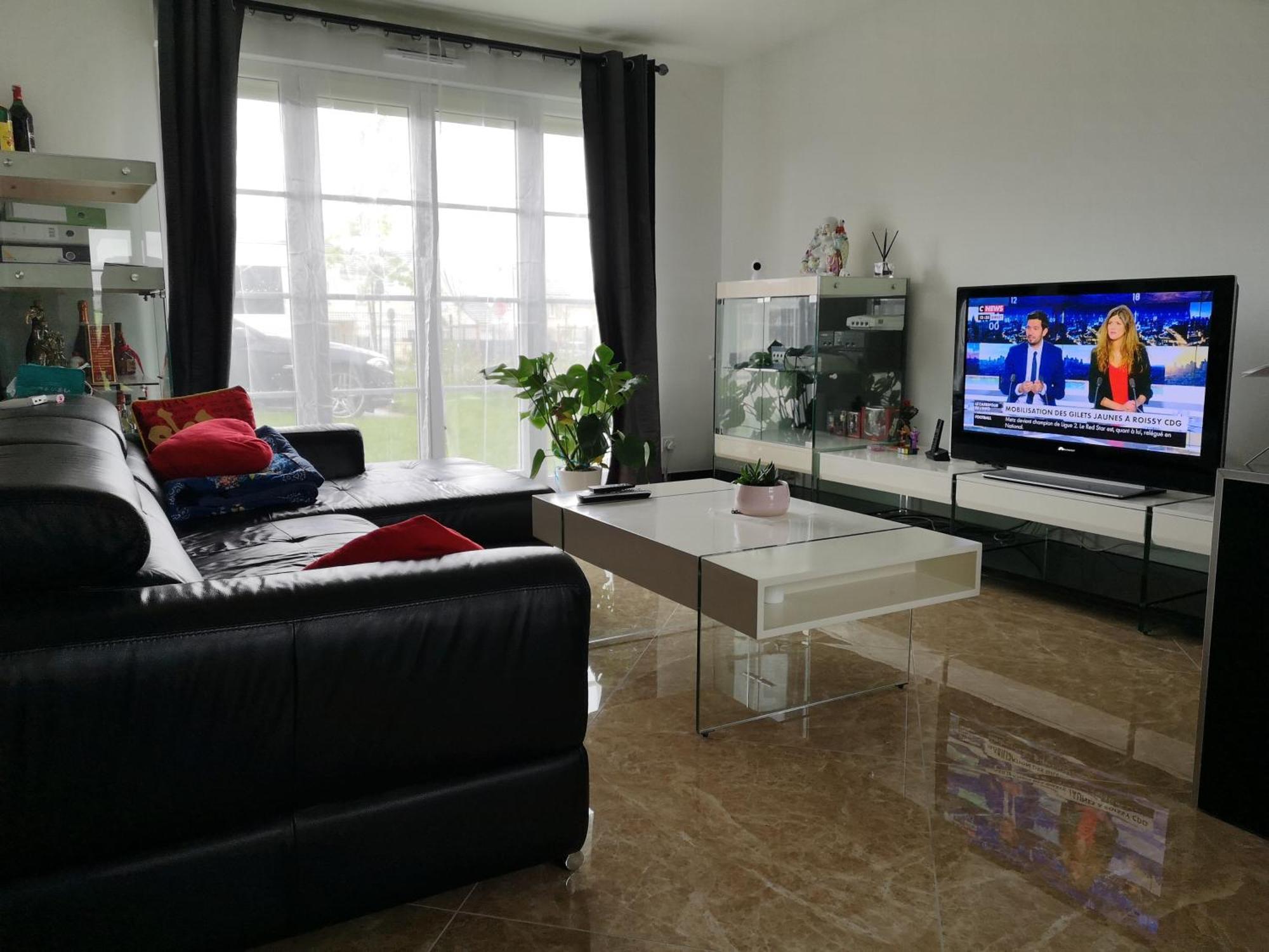 bienvenus chez Éric à Montévrain Apartamento Exterior foto